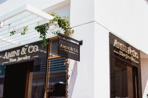 Palm Valley Outdoor Signs projecting hanging channel dimensional letters storefront collection client 300x200 1